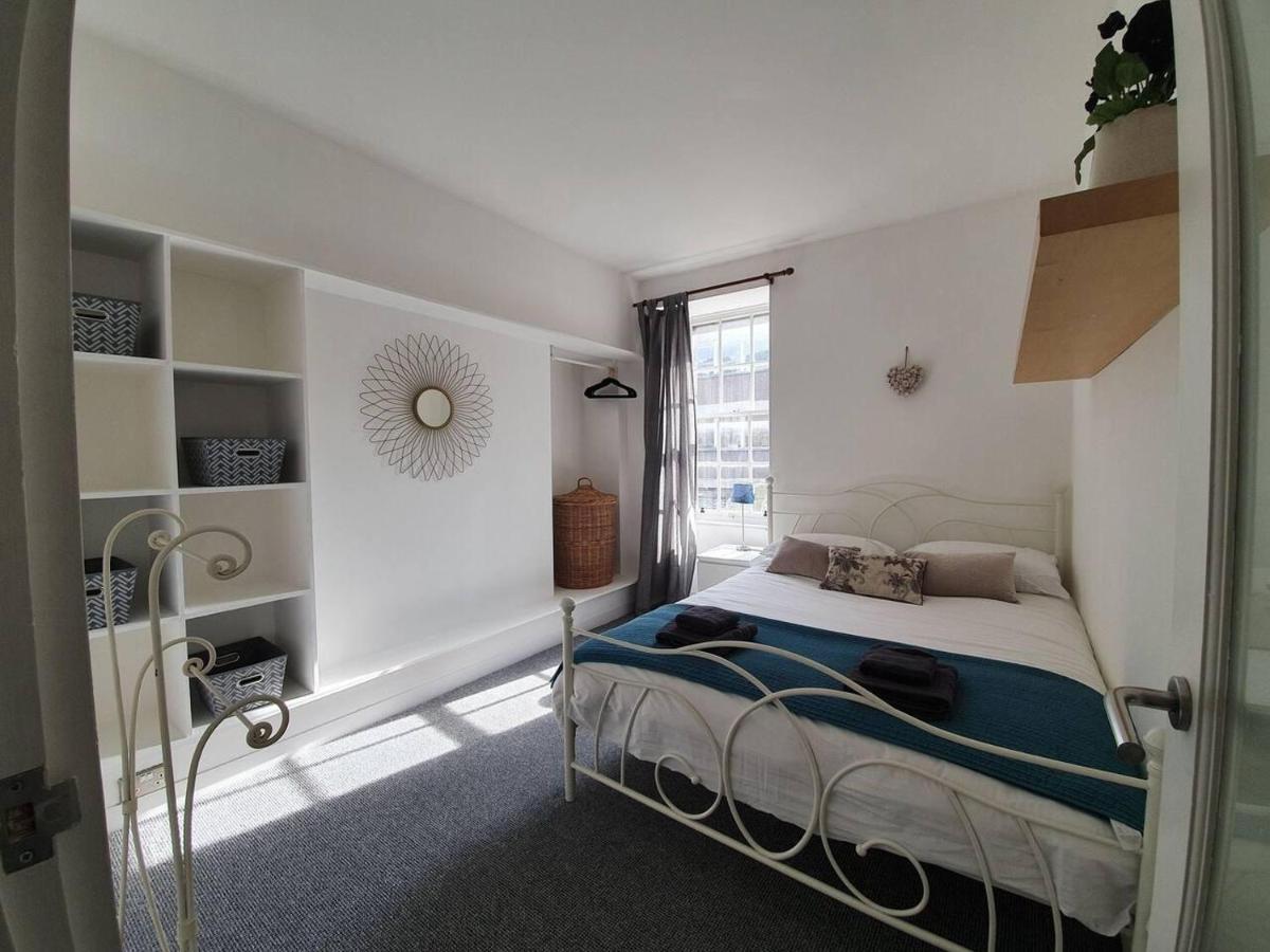 Lovely 2 Bedroom Flat In The Heart Of The City Εδιμβούργο Εξωτερικό φωτογραφία
